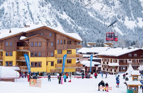 Pralognan-la-Vanoise Condo | Au pied des pistes! Bel Appartement+ casiers à ski