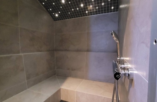 Thones Bed & Breakfast | Auberge du Fraizier