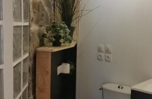 Larajasse House | Authentic & charming dans les Monts du Lyonnais, animaux acceptés