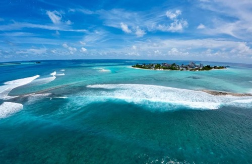 Gulhi Hotel | Avyanna Gulhi Beach Hotel