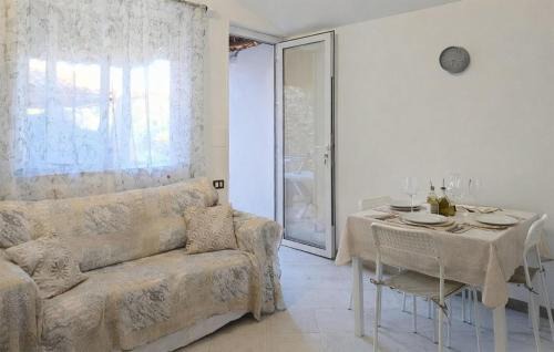 Castellabate Apartment | Awesome Apartment In Castellabate Sa