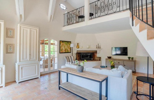 Carces House | Awesome Home In Carcès