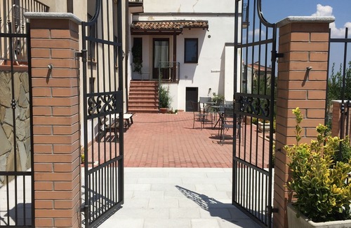 Chiaromonte Hotel | B&B Casa Miraglia