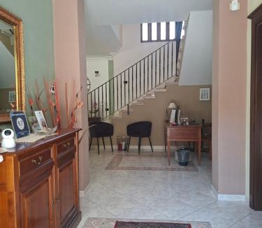 Oliveto Citra Bed & Breakfast | B&B TENUTA BIANCA