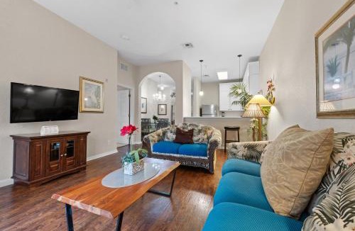 Bahama Bay House | Bahama Bay Charming 3BR Condo with Balcony View