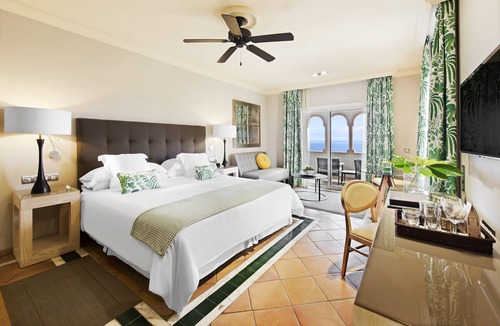 El Duque Hotel | Bahia del Duque