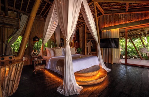 Tampaksiring Hotel | Bambootel Sawah View