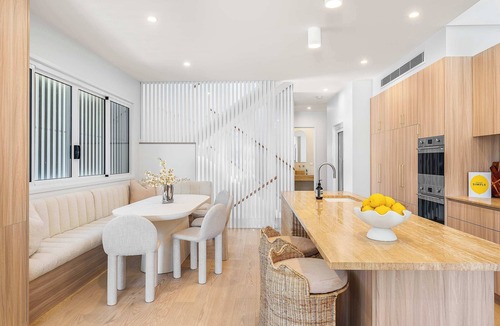 Burleigh Heads Villa | Bask at Burleigh Summ