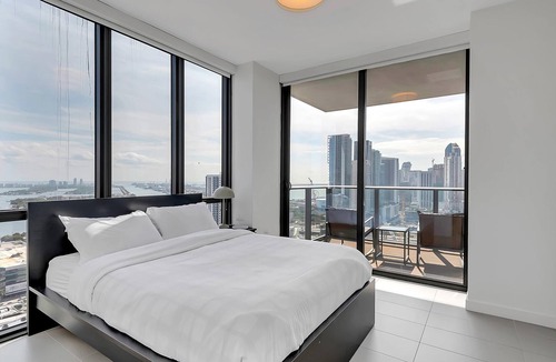 Town Square Apartment | Bay Vistas | Modern 2 BD with Views