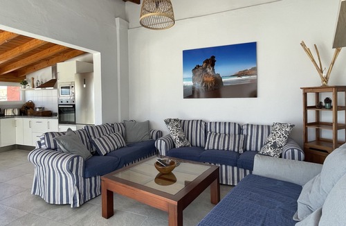 Garachico House | Beach House with Massive Terrace, 3 min walk from local beach