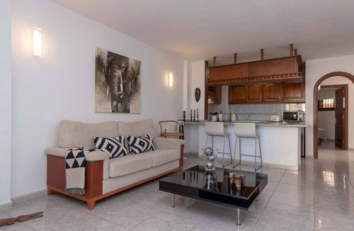 Los Cristianos Apartment | Beach View