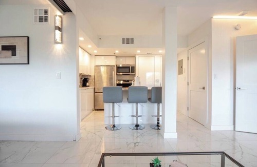 South Pointe Condo | BEACHFRONT 2 Bed 2 Bath Luxury Condo in South of Fifth Neighborhood