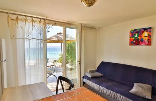 Cavaliere House | Beachfront Villa for 2 People, Private Beach, Right on the Water
