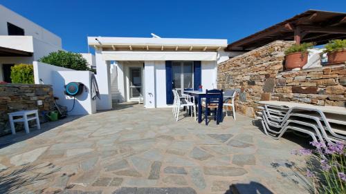 Stelida House | Beachhouse the dream, seaview, near the beach, where the sea meets the soul