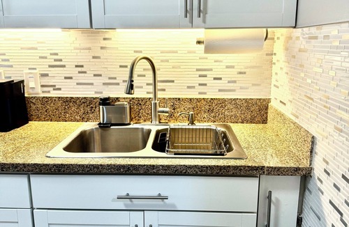 Nichols Apartment | Beautiful 1-bedroom private apartment in charming Mulberry-Lakeland area