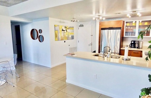 Midtown Condo | Beautiful 2BD/2BTH in Miami W/FREE Parking!