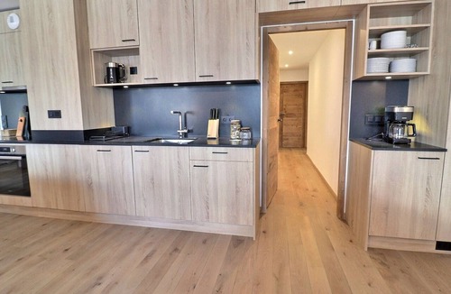 Meribel-Mottaret Apartment | Beautiful 4-room cabin, 8 people, sauna, parking, Méribel