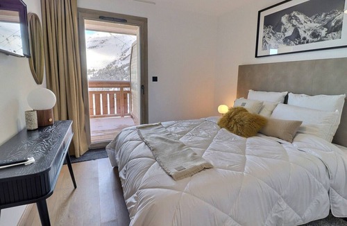 Meribel-Mottaret Apartment | Beautiful 4-room cabin, 8 people, sauna, parking, Méribel