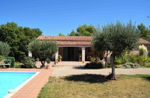 Flayosc Villa | Beautiful 6 pers. villa with heated pool and airco in the heart of Provence