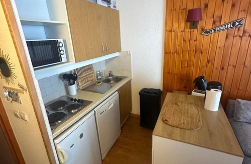 Puy-Saint-Vincent Apartment | Beautiful apartment at the foot of the slopes 1800m