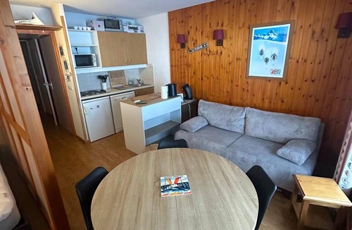 Puy-Saint-Vincent Apartment | Beautiful apartment at the foot of the slopes 1800m