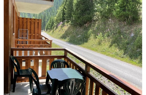 Puy-Saint-Vincent Apartment | Beautiful apartment at the foot of the slopes 1800m