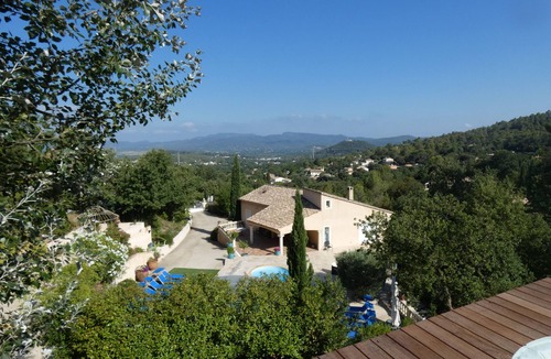 Rocbaron Apartment | Beautiful apartment in quiet villa with swimming pool