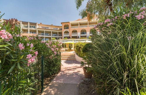 Les Issambres Apartment | Beautiful French Riviera Apartment for 6