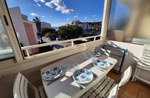 Six-Fours-les-Plages Apartment | Beautiful appartment with sea view and near of the beach