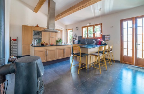 Besse-sur-Issole House | Beautiful home in Besse-Sur-Issole
