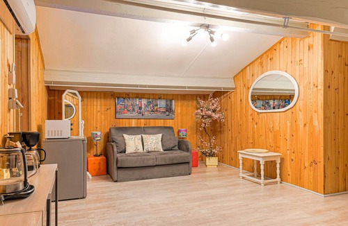 Meyzieu Nord Ouest House | Beautiful home in Meyzieu