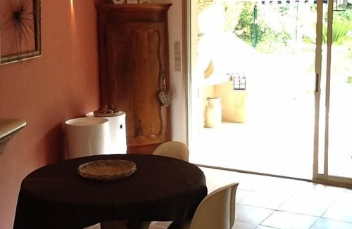 Le Brusc House | Beautiful Mas provençal large garden 2000 M2 wooded with swimming pool near sea and island