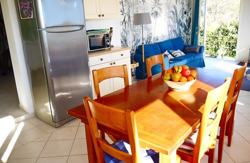 Flayosc Villa | Beautiful provençal villa with full air con and stunning views over olive groves