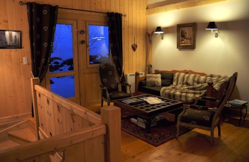 Verchaix Ski Chalet | Beautiful Savoyard chalet with view