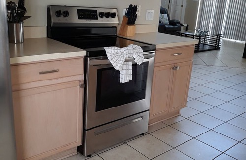 West Haven House | Beautiful Vacation House near Disney with Pool
