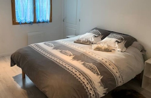 Vailly Apartment | Beautiful vailly apartment