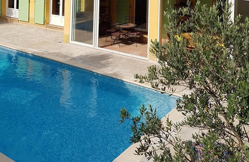Trans-en-Provence Villa | Beautiful villa of character on bike path and green zone.