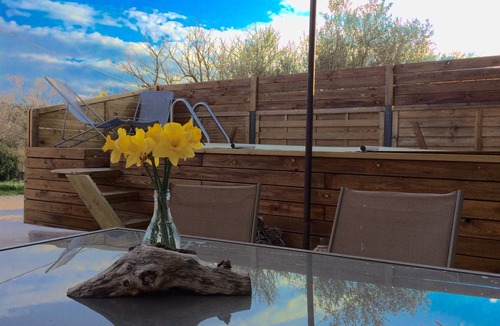 Fox-Amphoux House | Beautiful Village House with above ground pool, quiet.