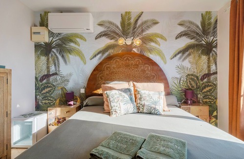 Sainte-Croix-du-Verdon Bed & Breakfast | Bed and Breakfast 'Oasis' with Lake View, Wi-Fi and Air Conditioning