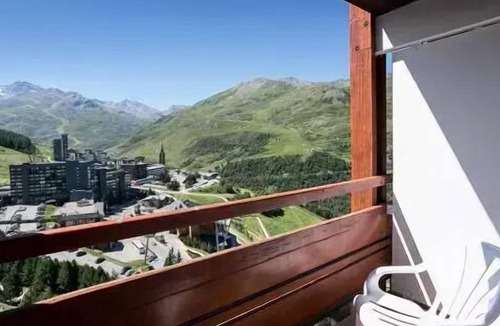 Les Menuires Hotel | Belambra Clubs Les Menuires - Snow And Heaven - Half board - Essential Room 2 Adults View Impregnable Mountain