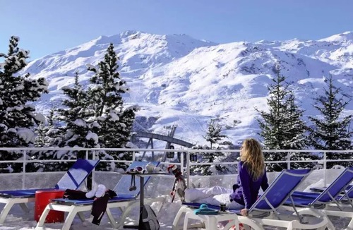 Les Menuires Hotel | Belambra Clubs Les Menuires - Snow And Heaven - Half board - 2 Rooms Essential 2 Adults and 3 Children with Balcony and View Impregnable Mountain