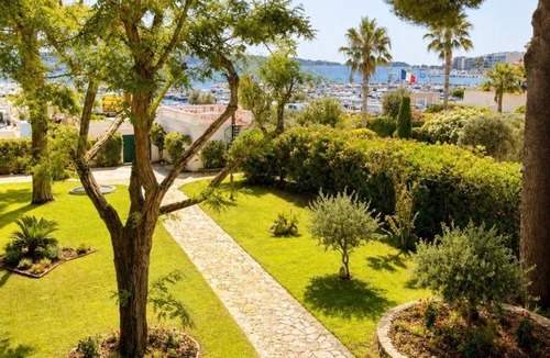 Pointe Croisette House | Belle Époque Villa · Cannes Palm Beach · Sea View · Rooftop & Garden