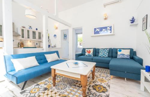 Le Brusc House | Belle Maison Bleu Azur