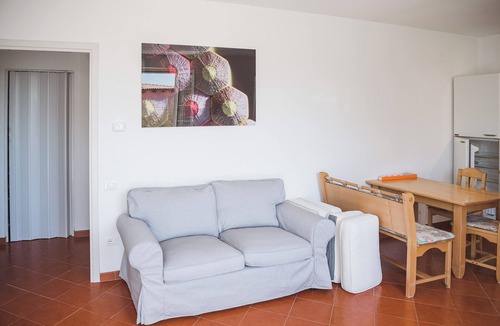 Ortona Apartment | BERLINO - Bright 2 bedroom apartment in villa with pool and barbecue, 1km from the sea