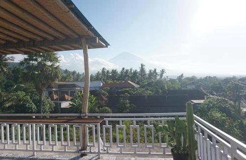 Purwakerti Hostel | Black Sand hostel Amed
