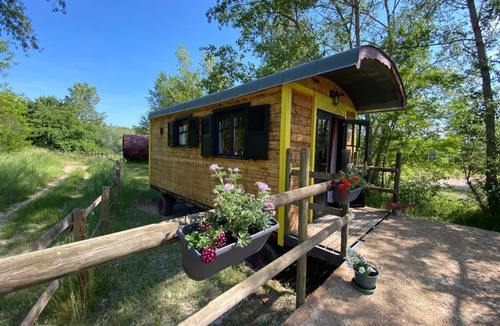 Chassenard House | Bohemian caravan