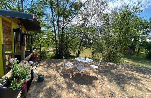 Chassenard House | Bohemian caravan