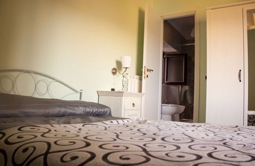 Baselice Bed & Breakfast | Borgo Sciugolo B&B Sun Room