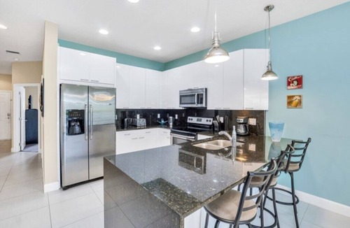 Clear Creek House | Brand New 3 bed Modern Town Home On a Luxury Development Close to Disney