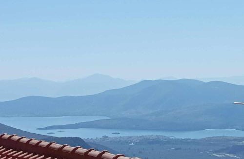 Delfoi Apartment | Breathe in Delphi - Spacious 3BR Apartment with View